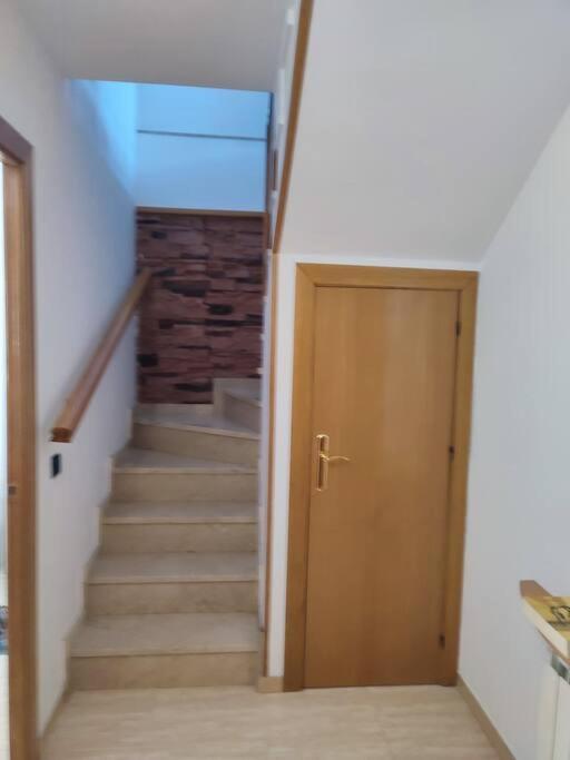 Duplex Con Piscina En Rubiアパートメント エクステリア 写真